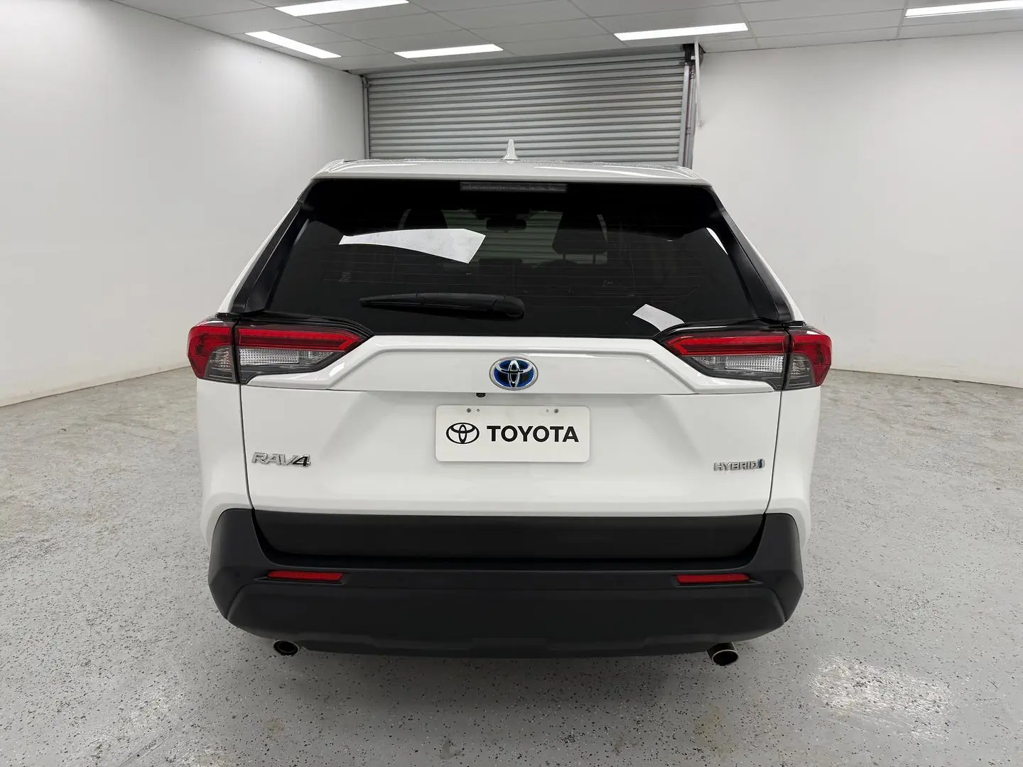 2022 Toyota RAV4 Gallery Image 4