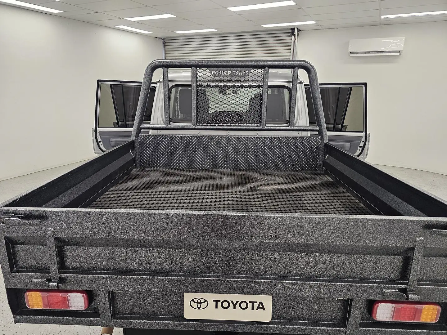 2024 Toyota Landcruiser Gallery Image 17