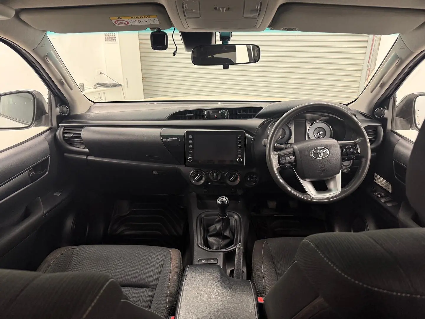 2021 Toyota Hilux Gallery Image 26