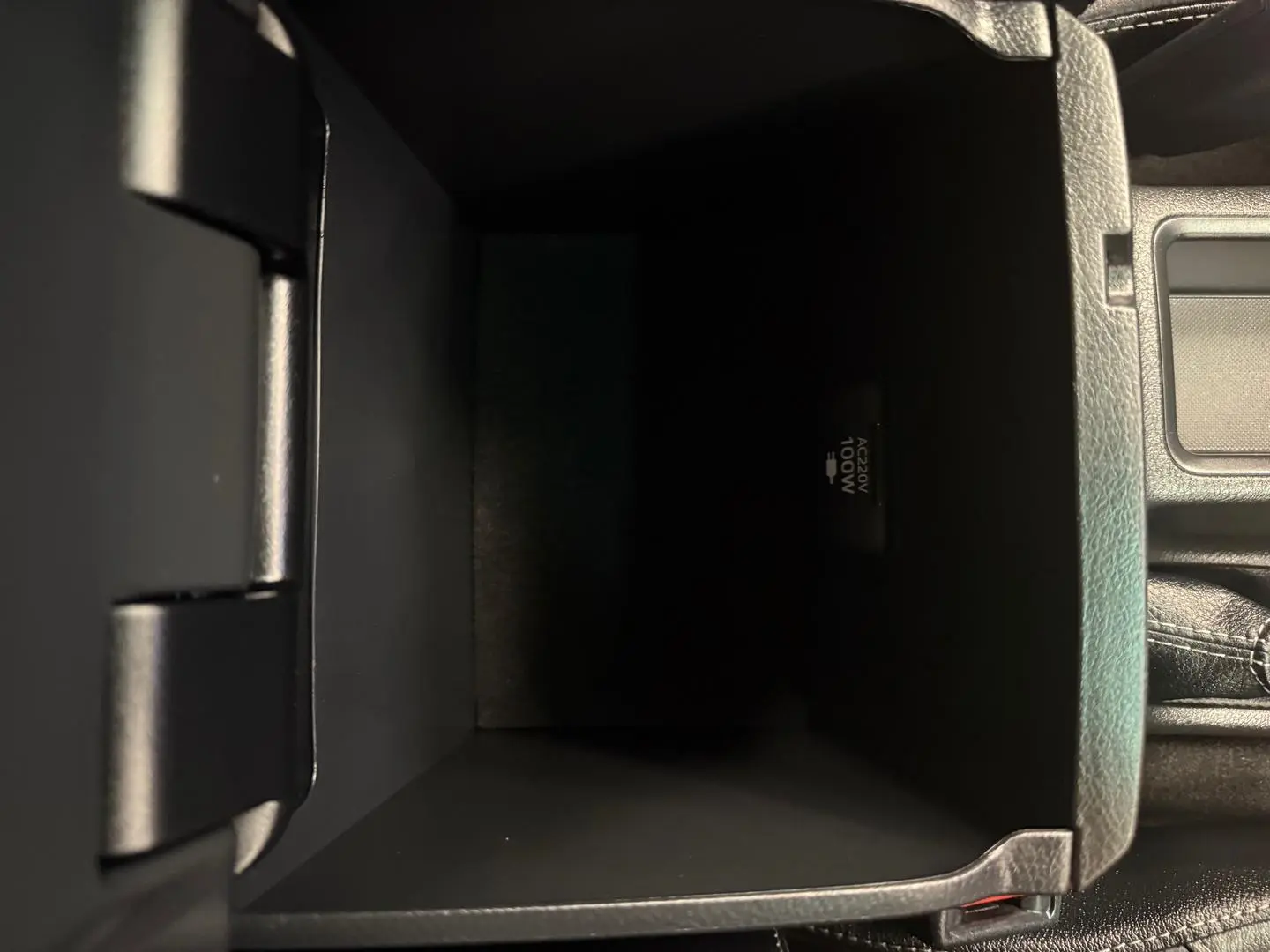 2023 Toyota Hilux Gallery Image 34