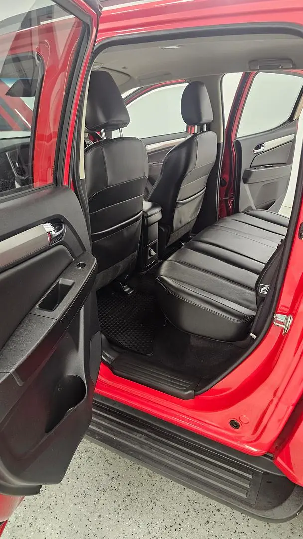 2017 Holden Colorado Gallery Image 12