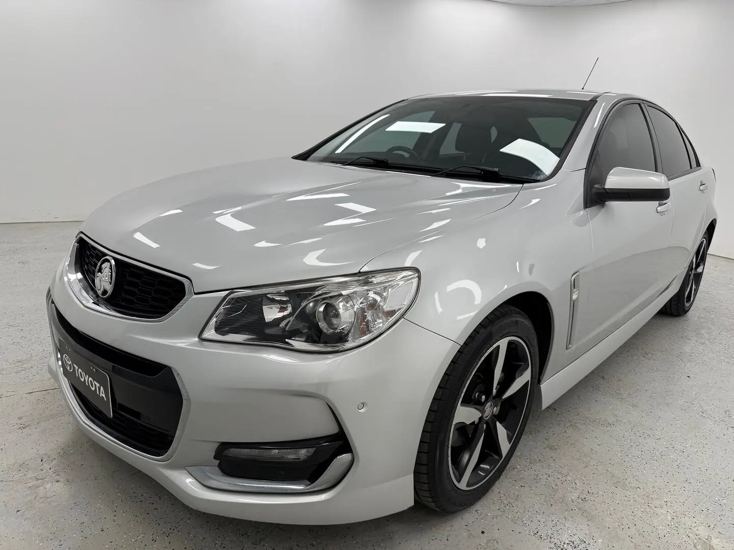 2017 Holden Commodore Gallery Image 7