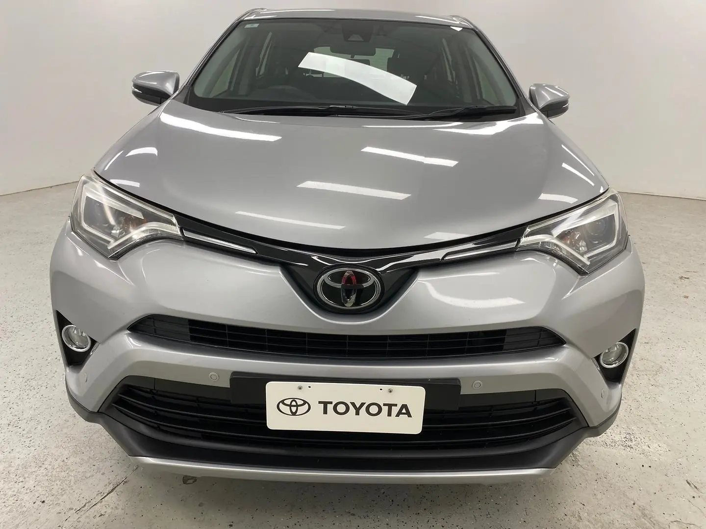 2018 Toyota Rav4 Gallery Image 35