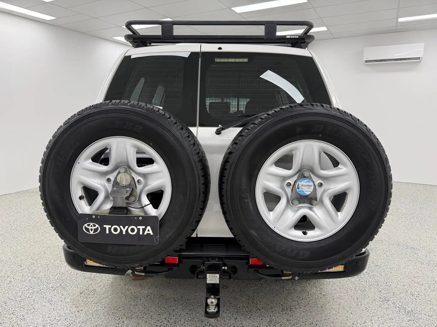 2020 Toyota Landcruiser Gallery Image 4