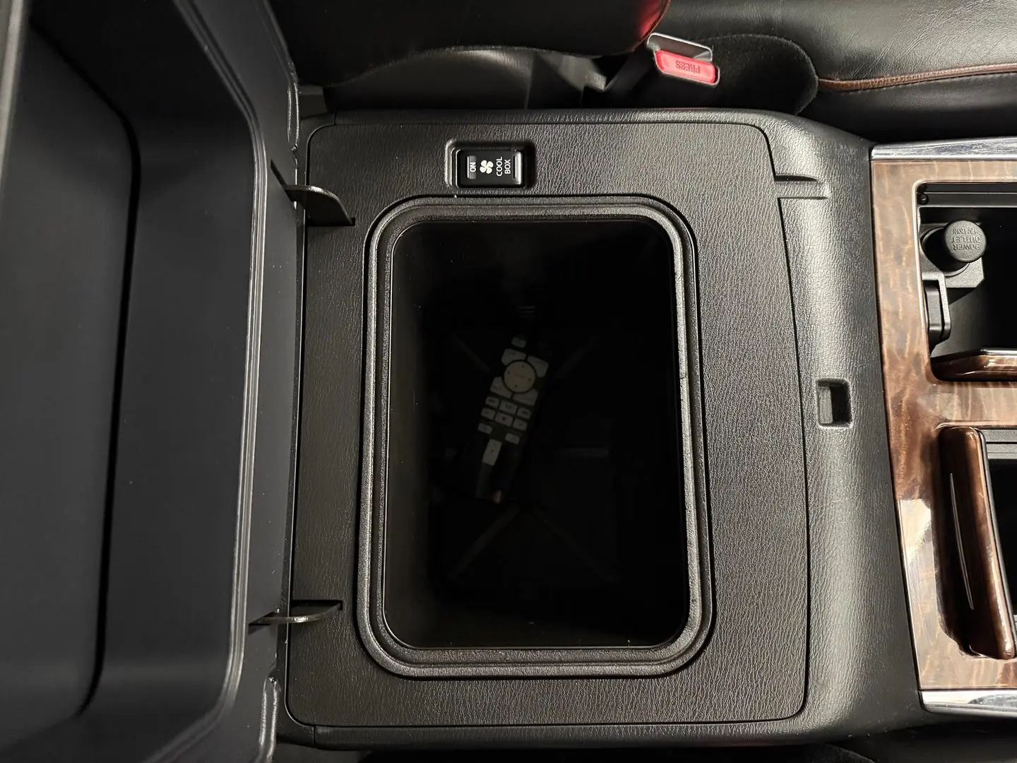 2022 Nissan Patrol Gallery Image 38