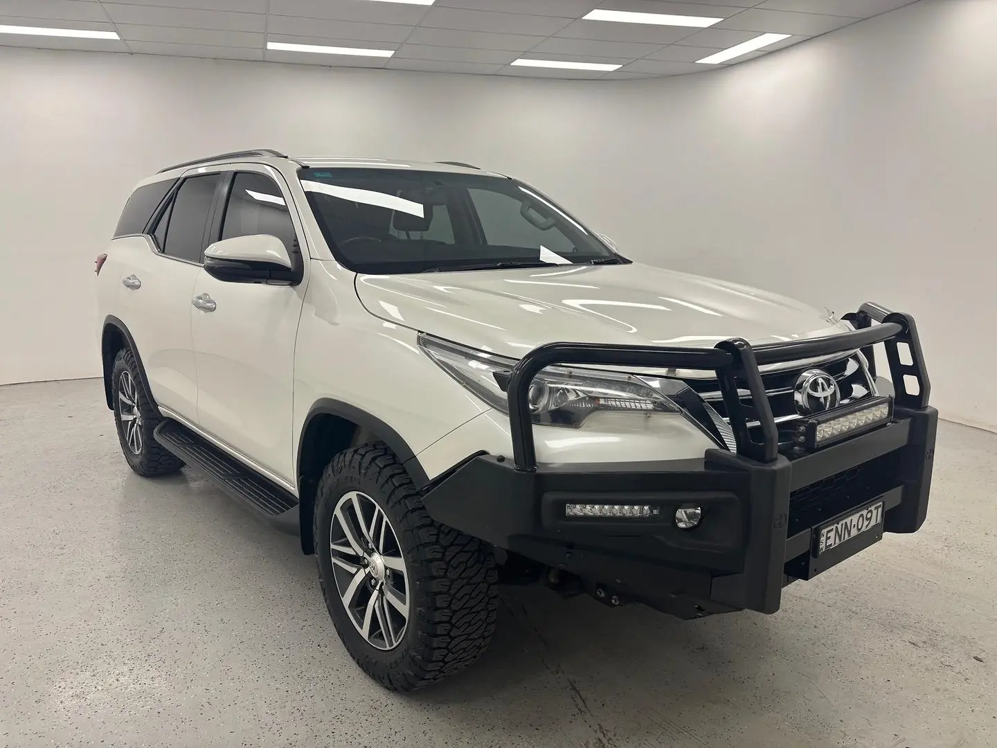 2018 Toyota Fortuner Gallery Image 1