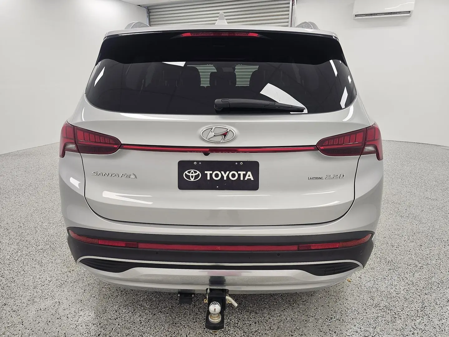 2022 Hyundai Santa Fe Gallery Image 4