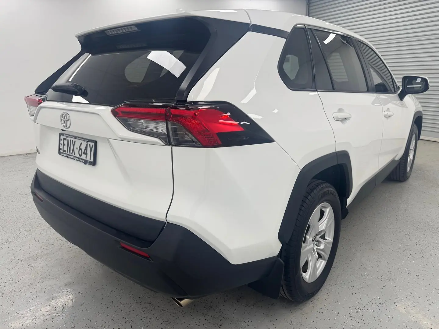 2021 Toyota RAV4 Gallery Image 3