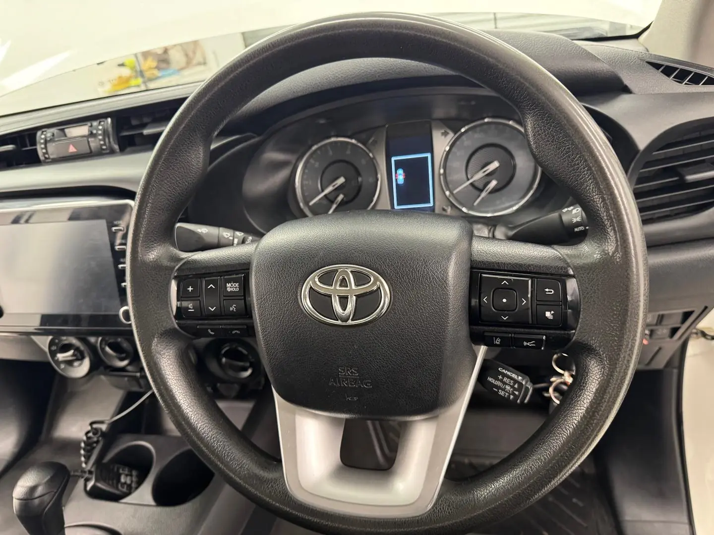 2021 Toyota Hilux Gallery Image 16