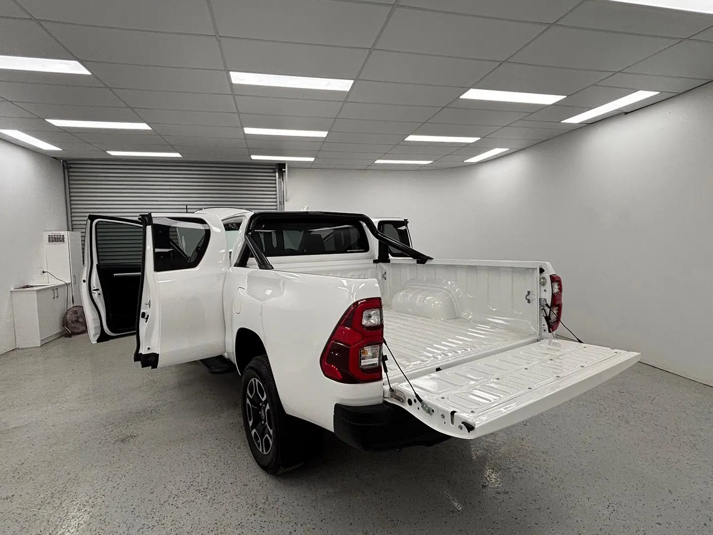 2022 Toyota Hilux Gallery Image 12