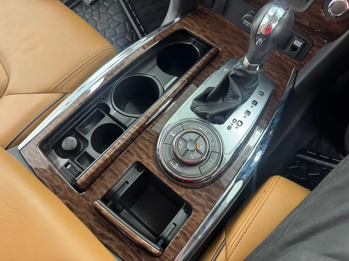 2021 Nissan Patrol Gallery Image 28