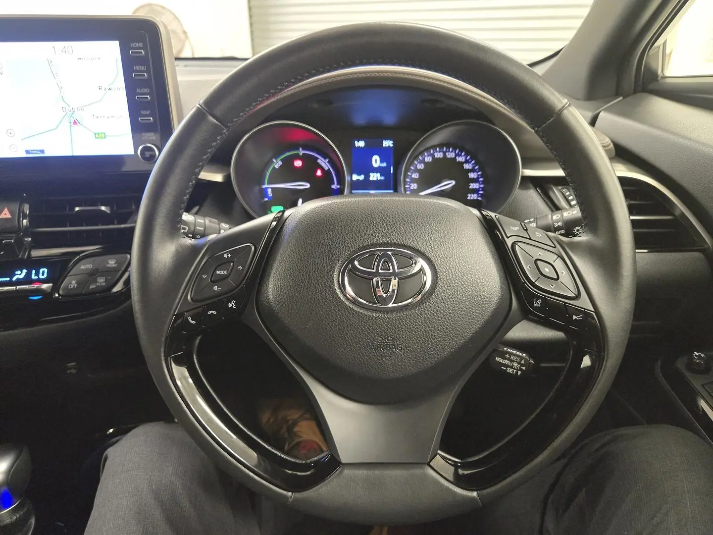 2022 Toyota C-HR Gallery Image 25