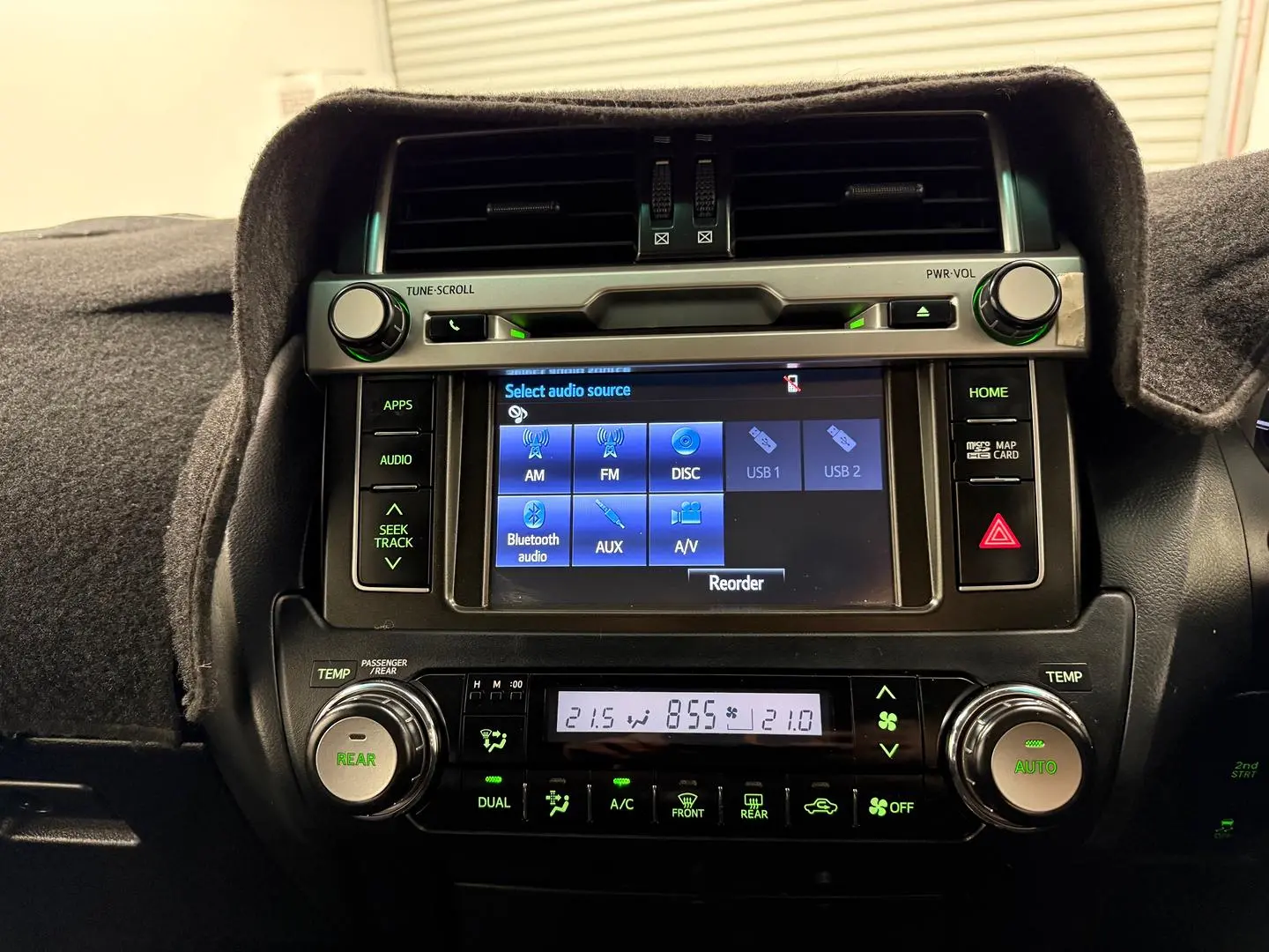 2016 Toyota Landcruiser Prado Gallery Image 29