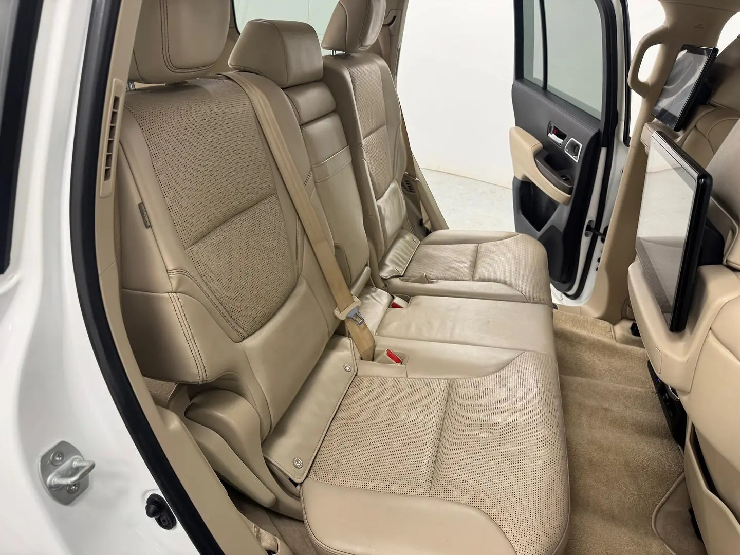 2022 Toyota Landcruiser Gallery Image 26