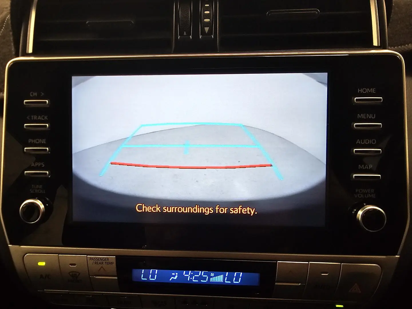 2021 Toyota Landcruiser Prado Gallery Image 34