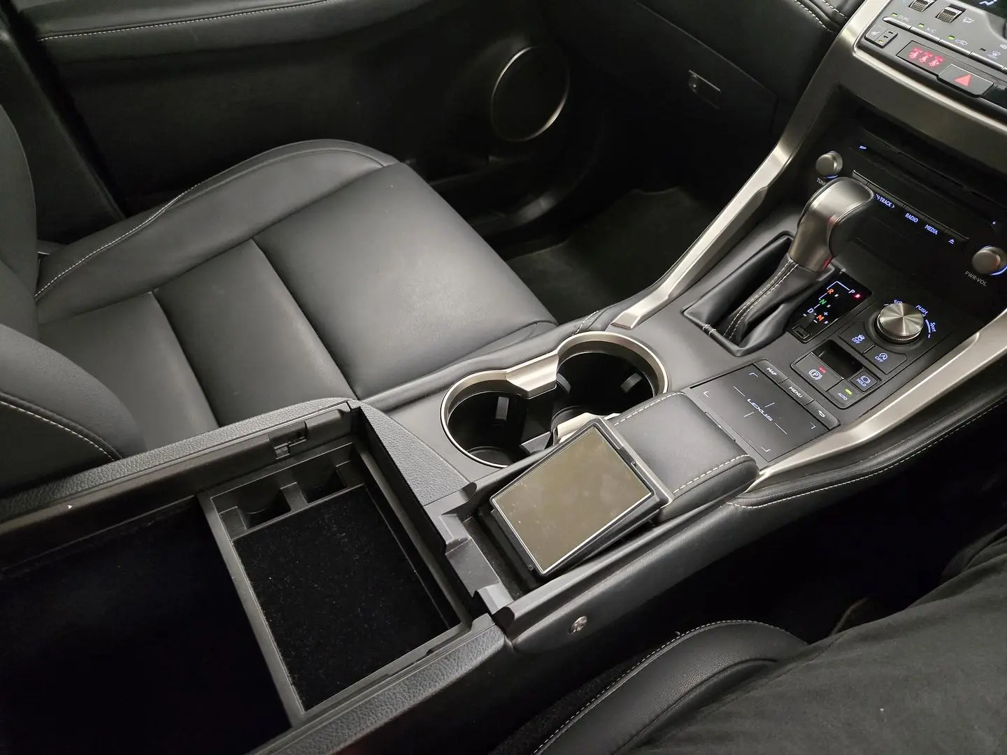 2020 Lexus NX Gallery Image 32