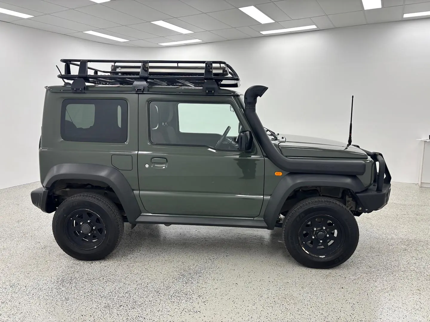 2019 Suzuki Jimny Gallery Image 2