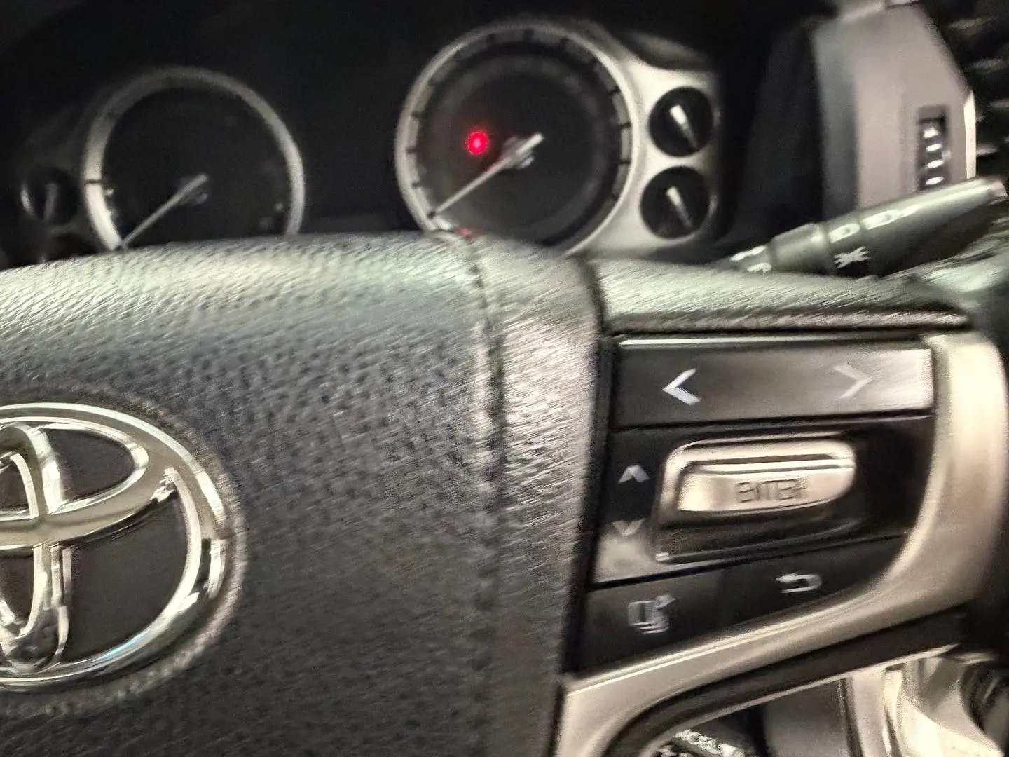 2018 Toyota Landcruiser Gallery Image 16