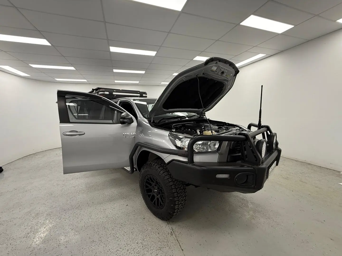2022 Toyota Hilux Gallery Image 29