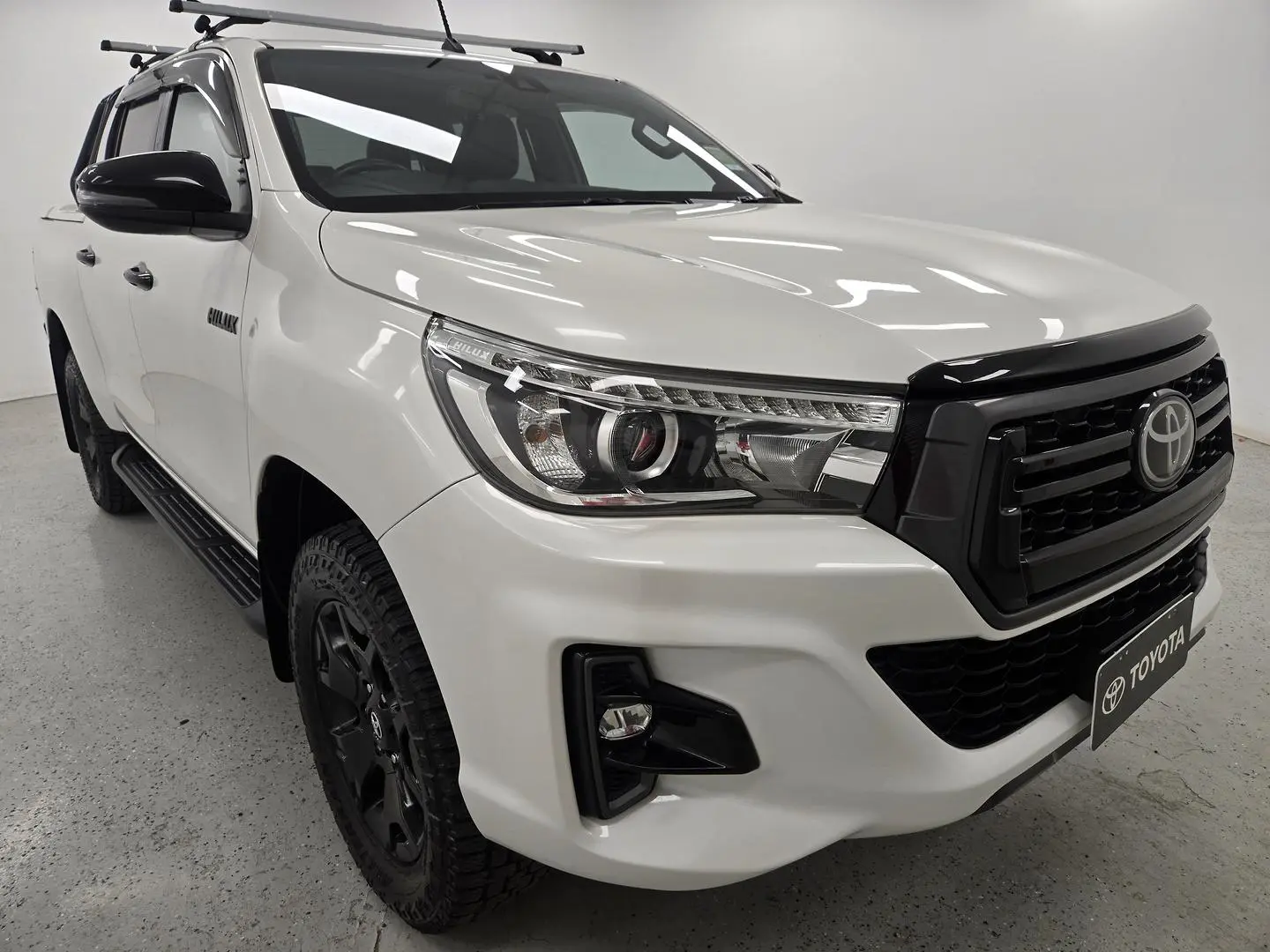 2019 Toyota Hilux Gallery Image 1