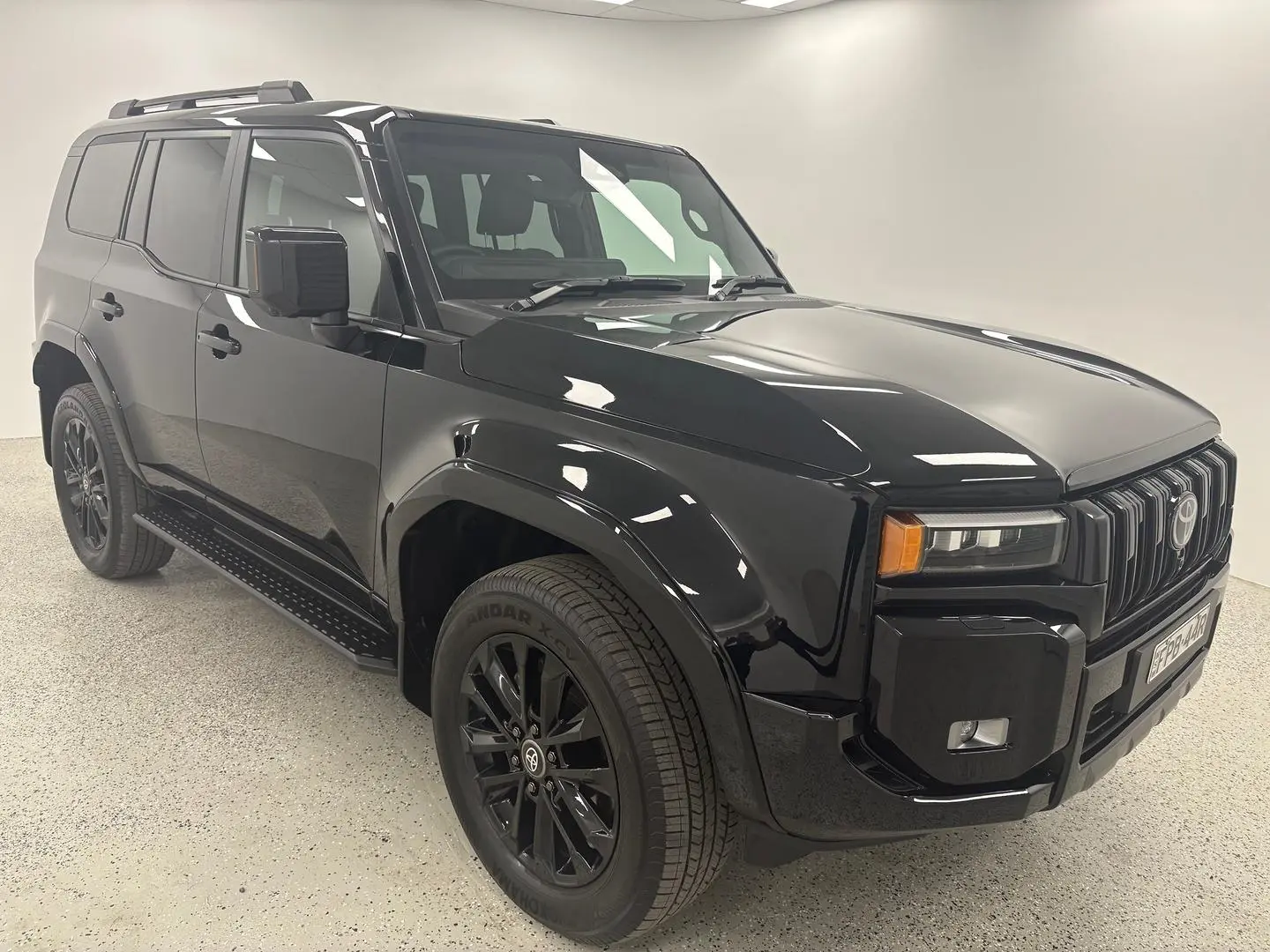 2025 Toyota Landcruiser Prado Gallery Image 1