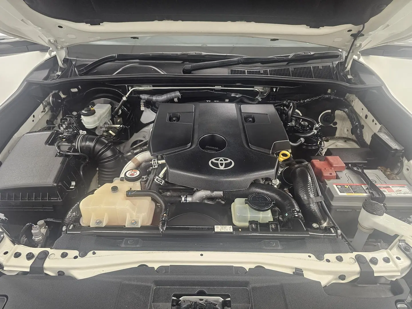 2021 Toyota Hilux Gallery Image 26