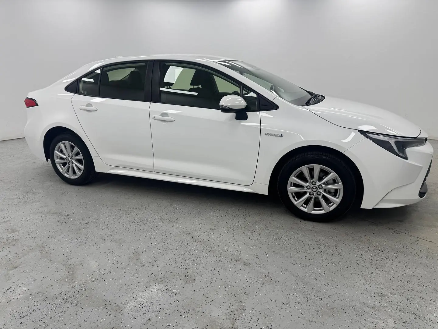 2023 Toyota Corolla Gallery Image 2