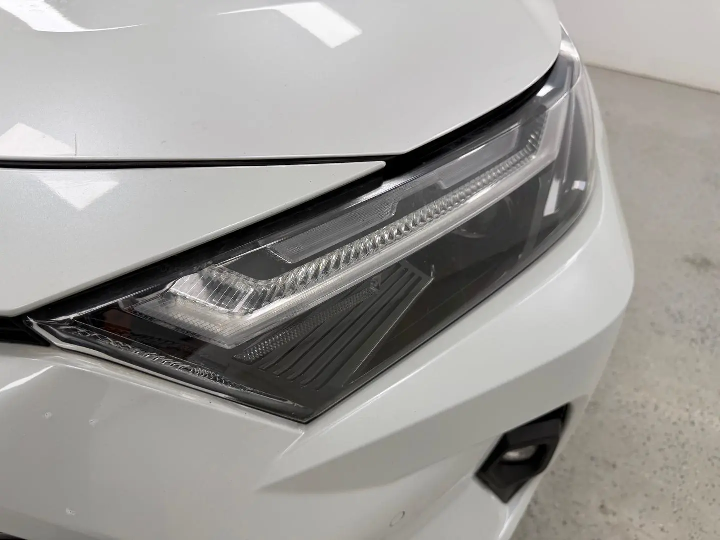 2023 Toyota RAV4 Gallery Image 32