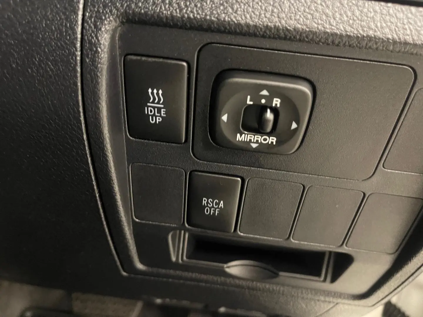 2010 Toyota Landcruiser Gallery Image 23