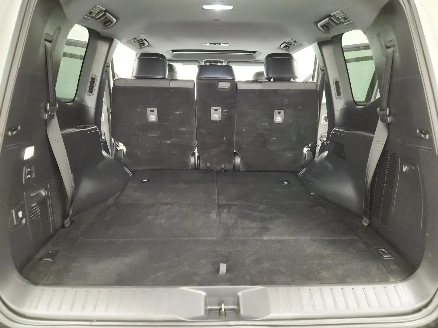 2022 Toyota Landcruiser Gallery Image 19