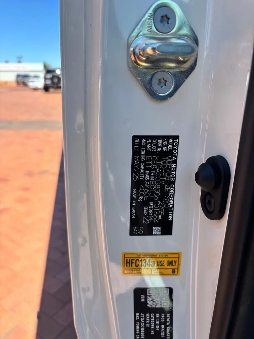 2025 Toyota Coaster Gallery Image 8