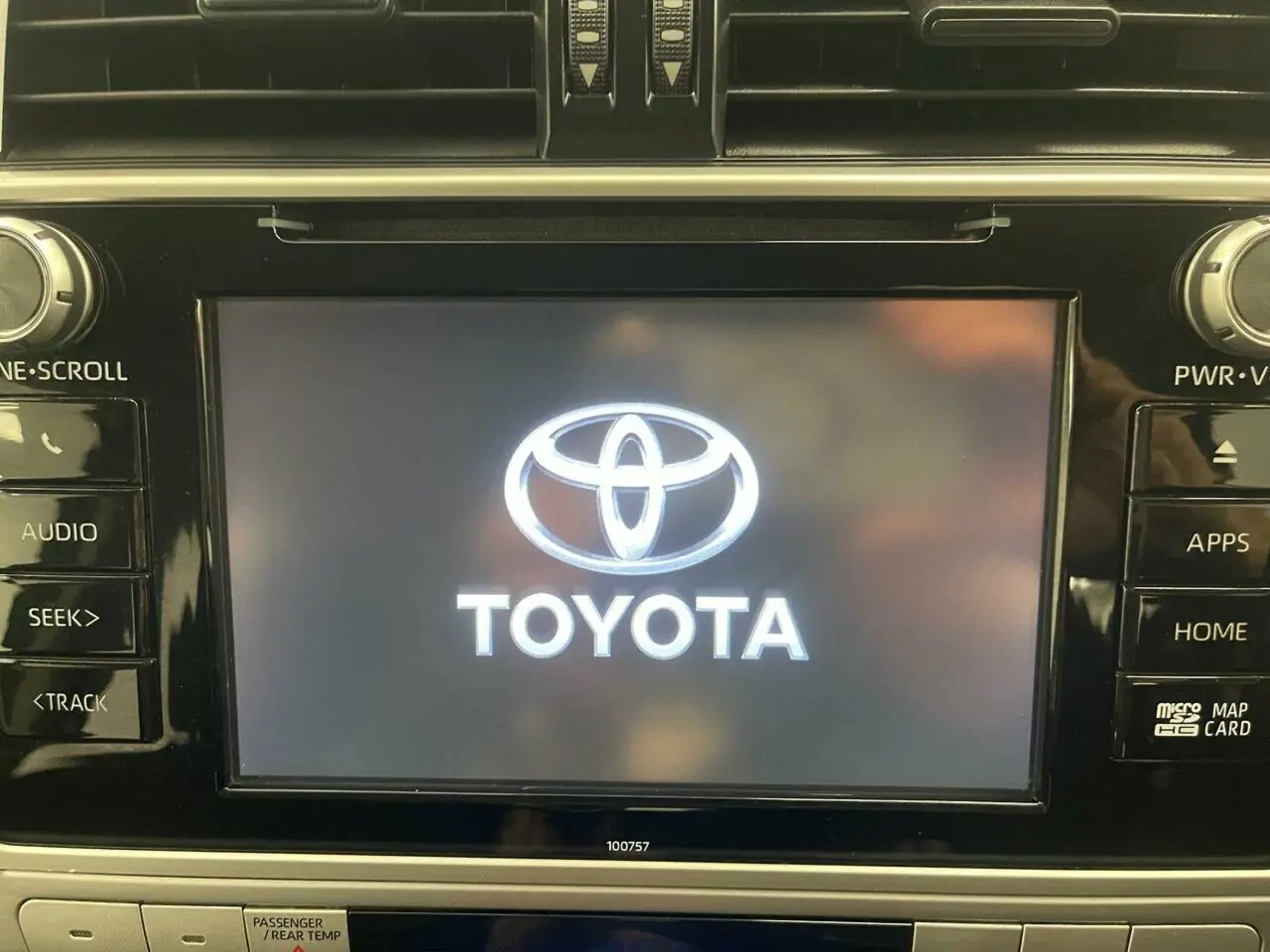 2017 Toyota Landcruiser Prado Image 16