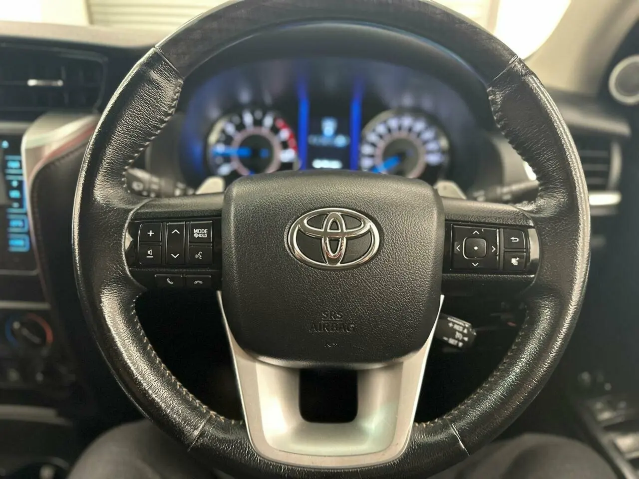 2019 Toyota Fortuner Image 18