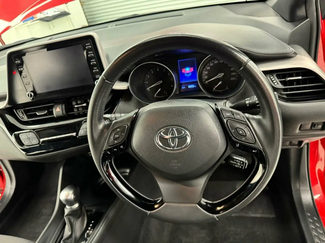 2020 Toyota C-HR Image 18
