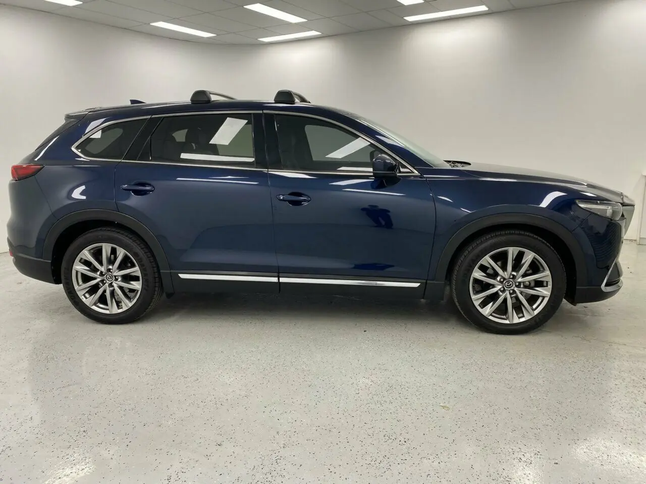 2018 Mazda CX-9 Image 2