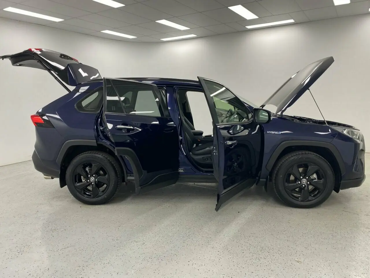 2021 Toyota RAV4 Image 10