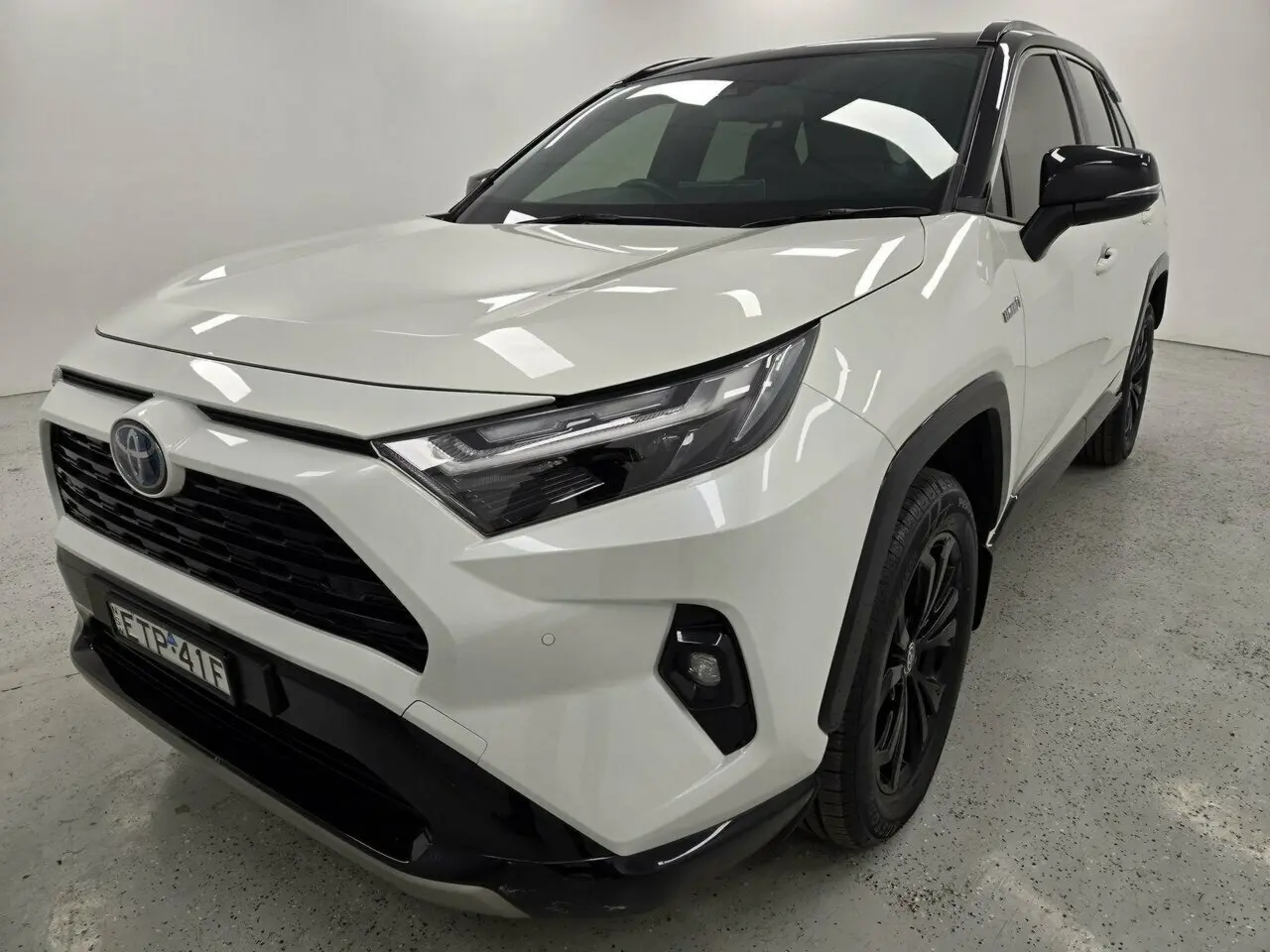 2022 Toyota RAV4 Image 7