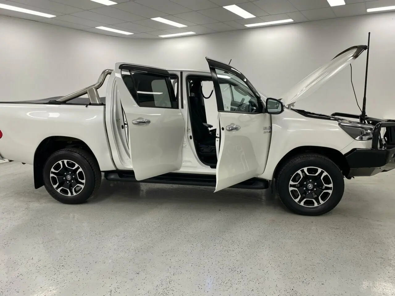 2020 Toyota Hilux Image 10