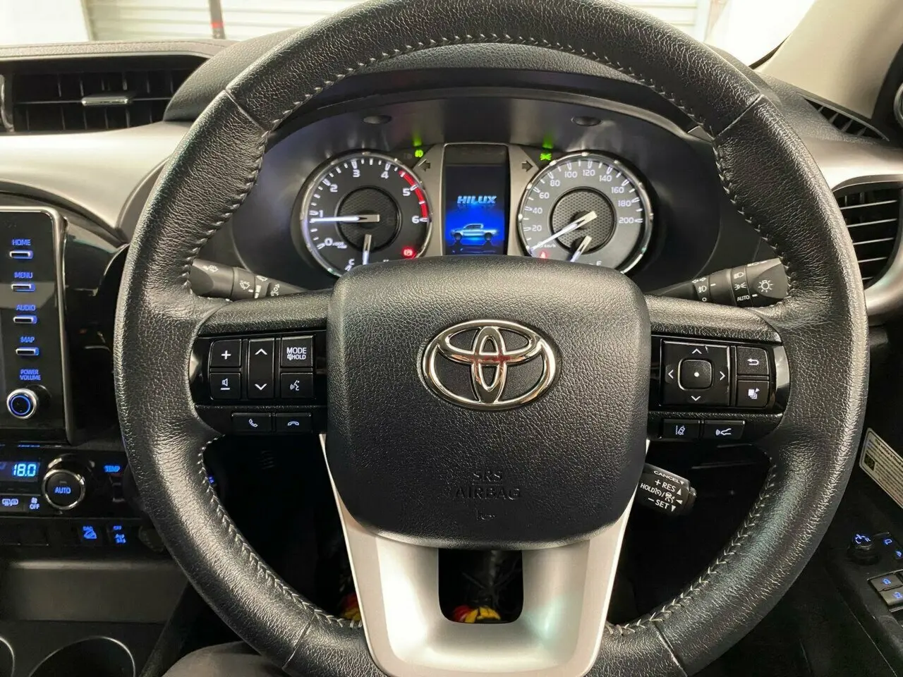 2020 Toyota Hilux Image 23