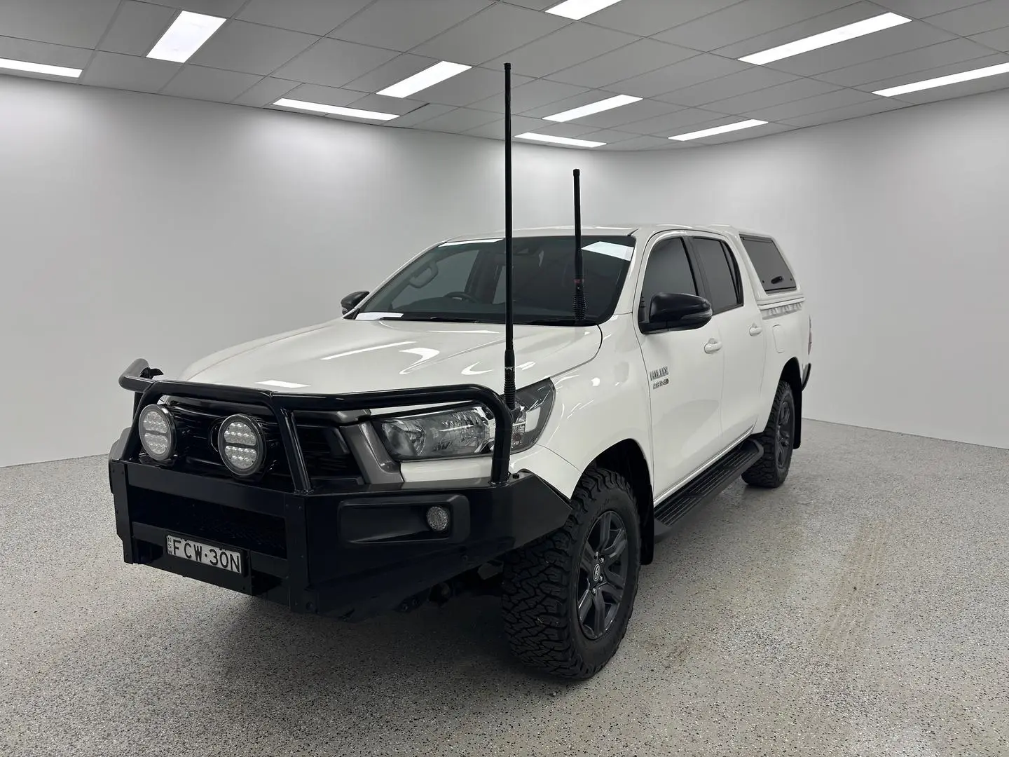 2023 Toyota Hilux Gallery Image 7