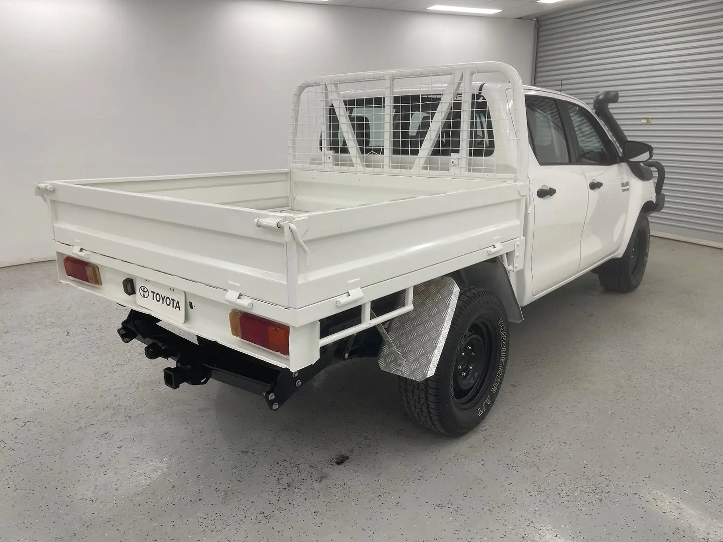 2021 Toyota Hilux Gallery Image 3