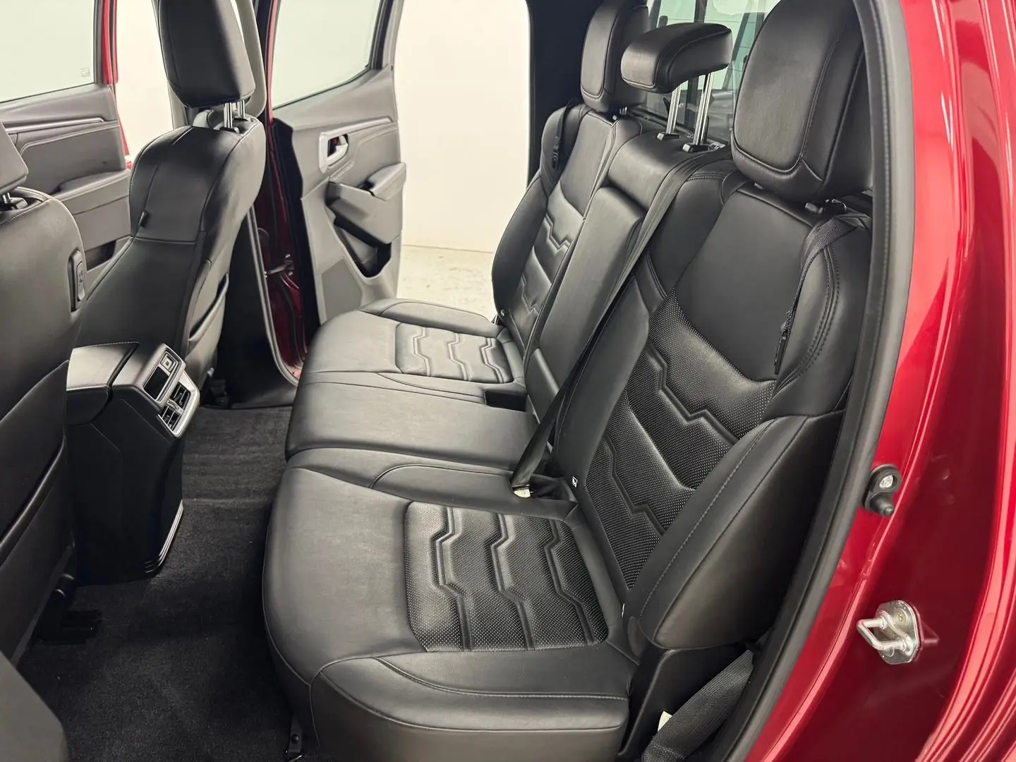 2022 Isuzu D-MAX Gallery Image 29