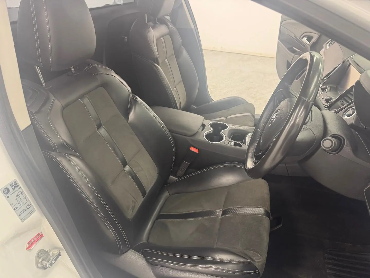 2016 Holden Ute Gallery Image 25