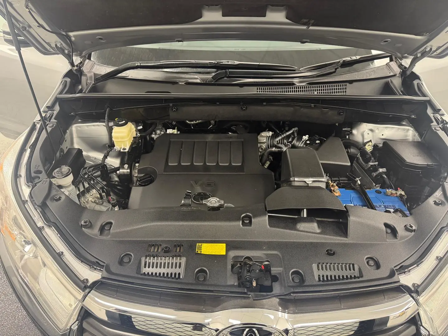 2015 Toyota Kluger Gallery Image 14