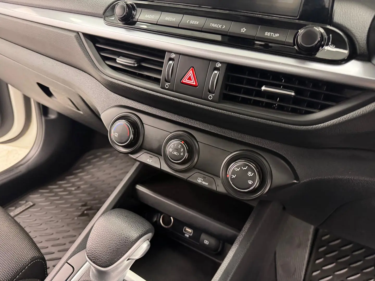 2023 Kia Cerato Gallery Image 20