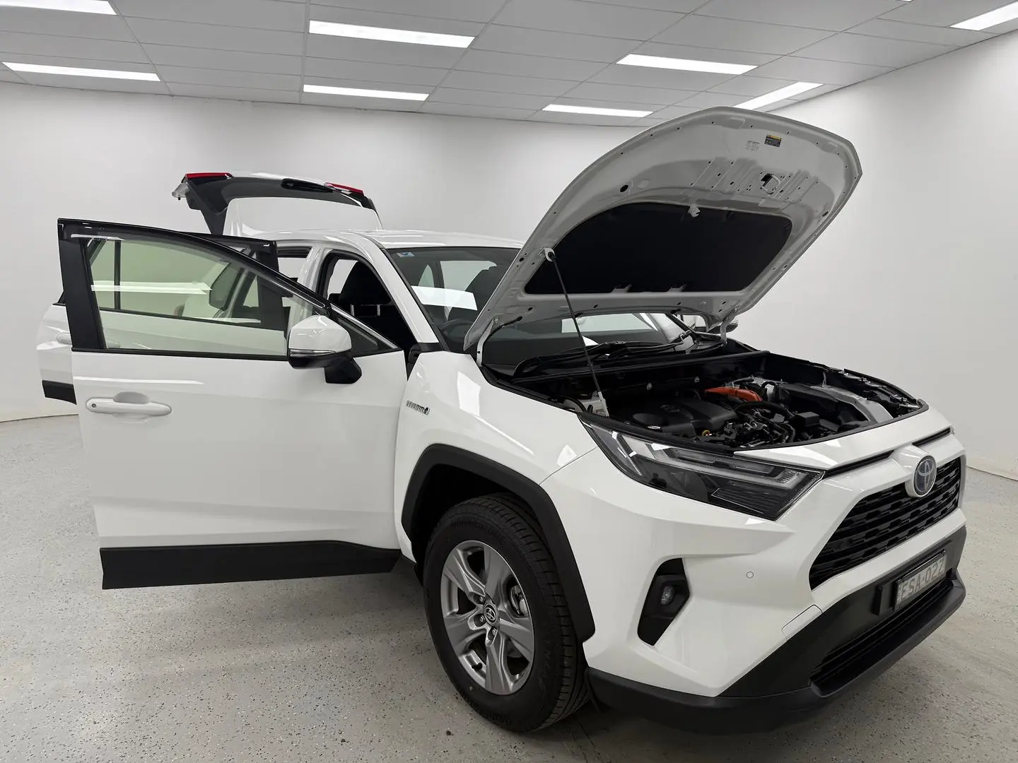2022 Toyota RAV4 Gallery Image 20