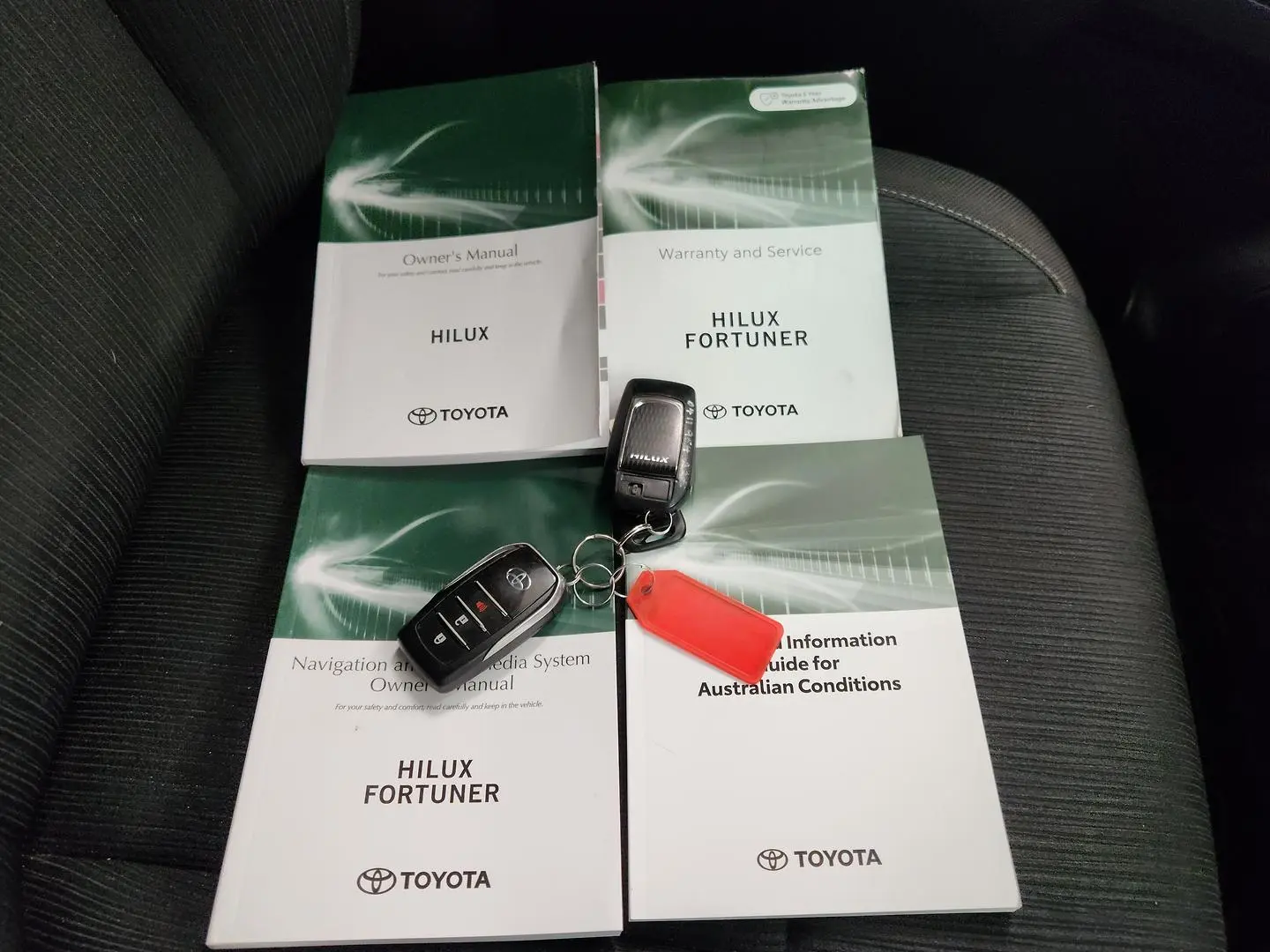 2022 Toyota Hilux Gallery Image 37