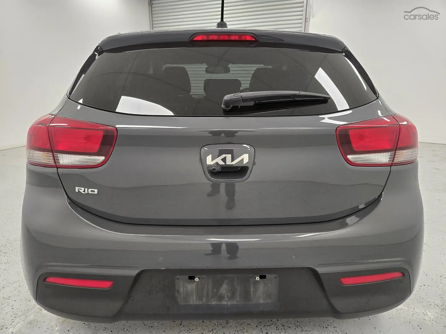 2021 Kia Rio Image 2