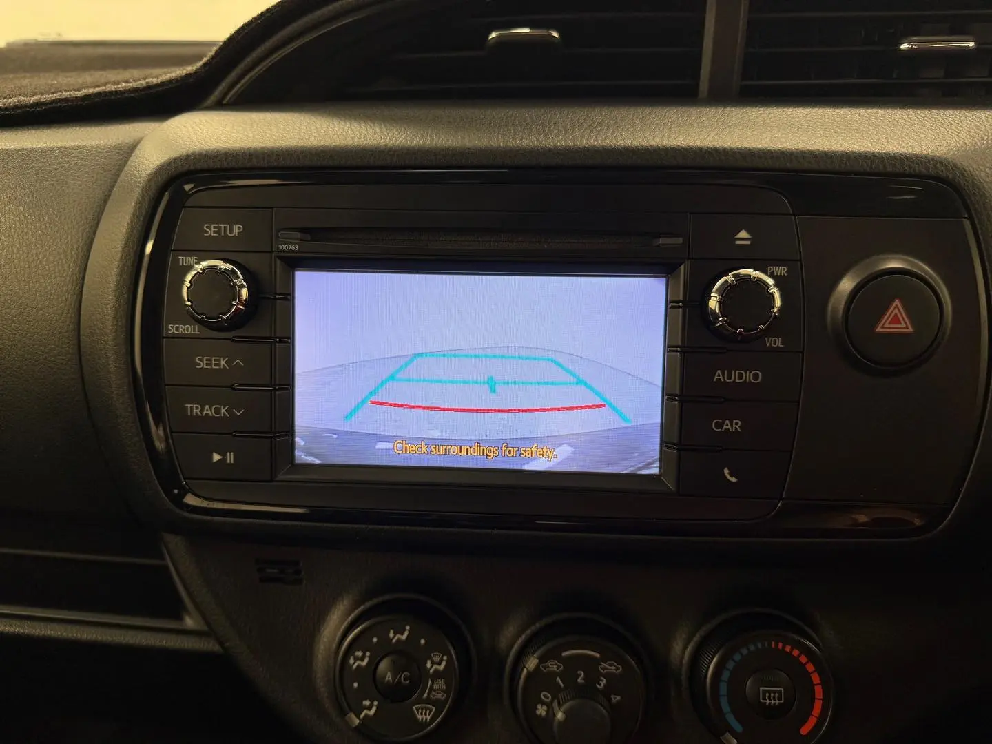 2018 Toyota Yaris Gallery Image 27