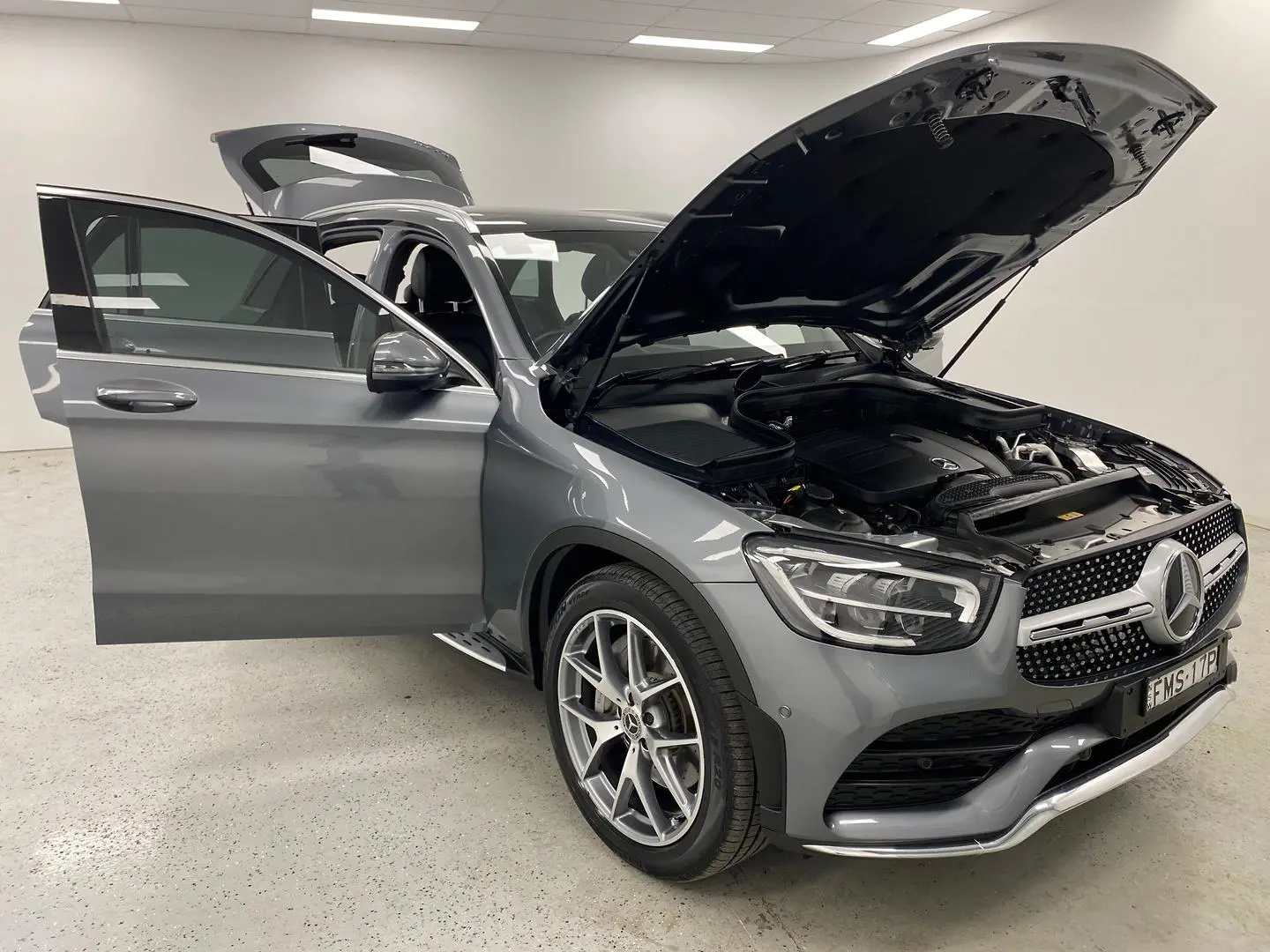 2020 Mercedes-Benz Glc-Class Gallery Image 9